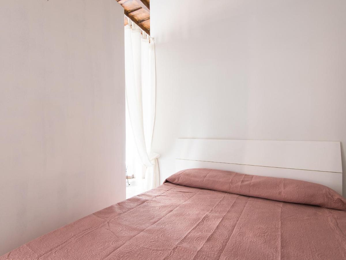 Apartamento Muratte Facing Trevi's Fountain Roma